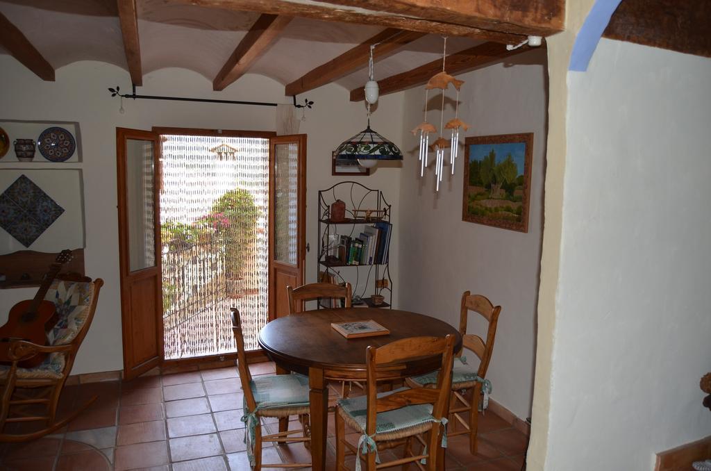 La Casa Del Teix Vendégház Eslida Szoba fotó