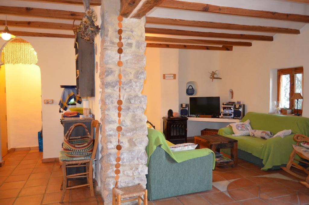 La Casa Del Teix Vendégház Eslida Kültér fotó