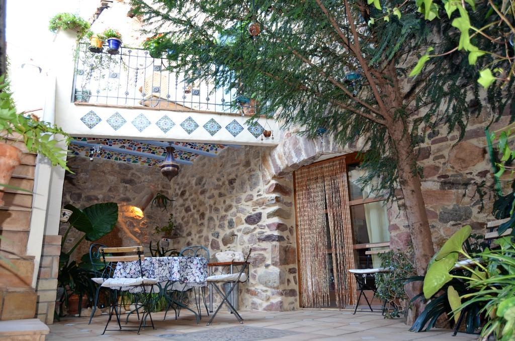 La Casa Del Teix Vendégház Eslida Kültér fotó